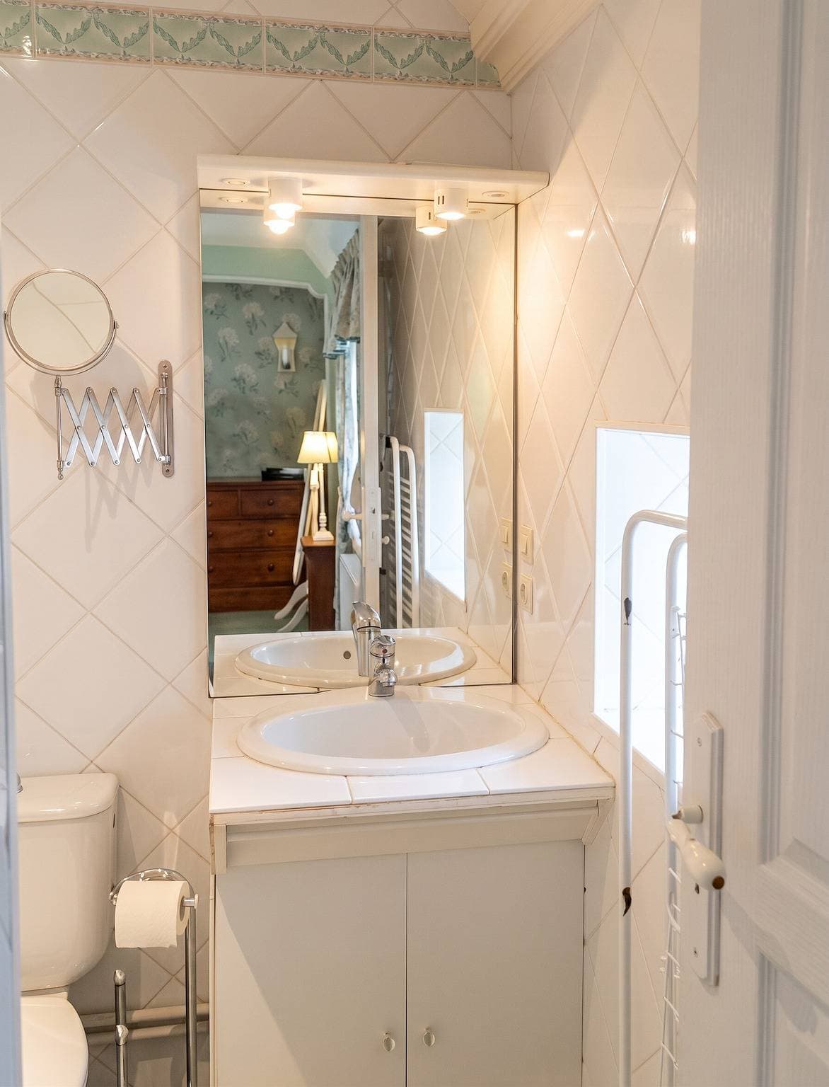 Foto 8 von 21: Idyllische Wohnung in Saint-Martin-des-Entrées - 30 m² mit Pool
