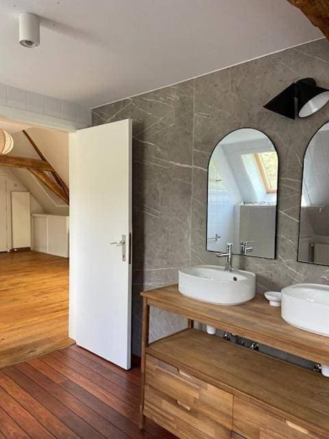 Foto 10 von 41: Four-Bedroom House