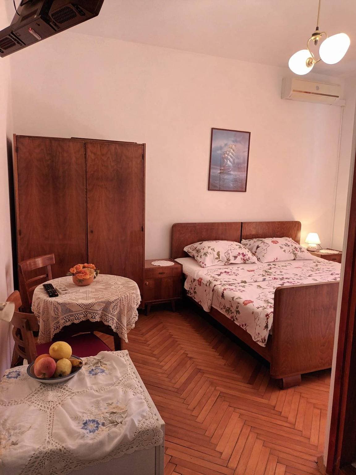 Zimmer mit Balkon Jelsa, Hvar -a 1