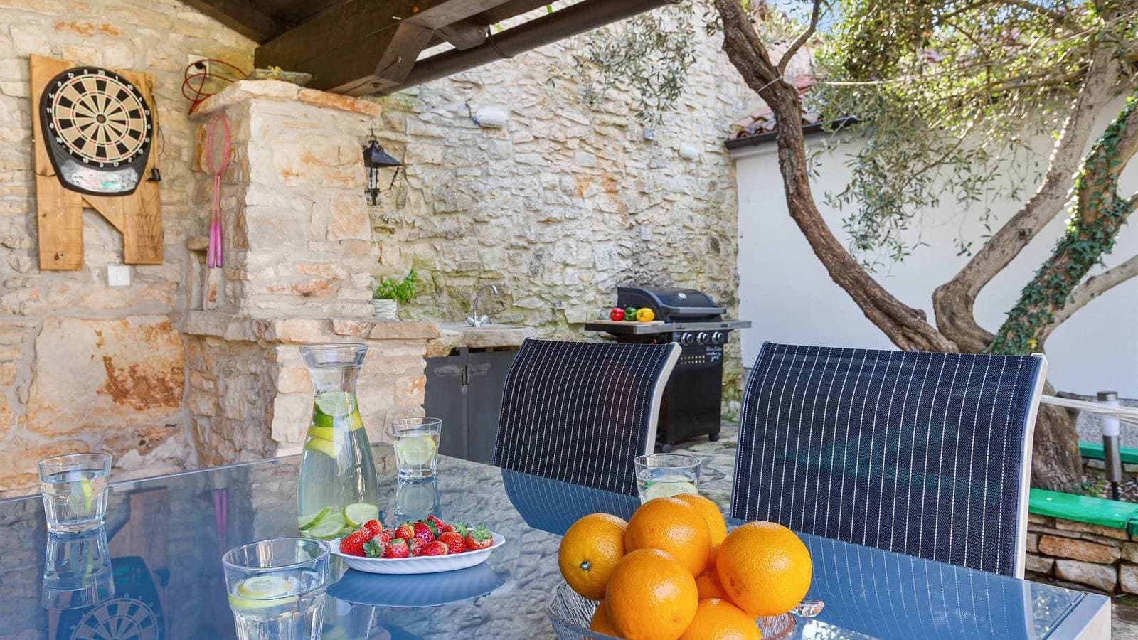 Foto 9 von 28: Traditionelles istrisches Haus mit privatem Pool