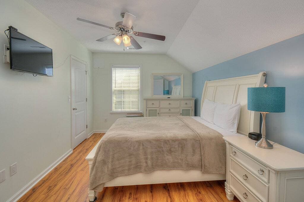 Gulf Stream Cottage 251 - Walk to Beach - Community Pool - 2 Bed/2 Bath 1
