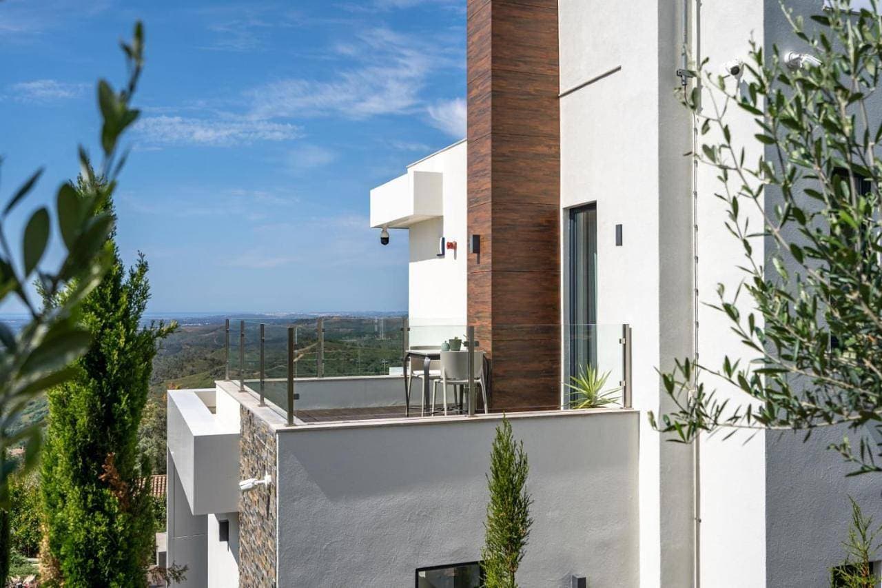 Foto 5 von 5: Villa with Sea View