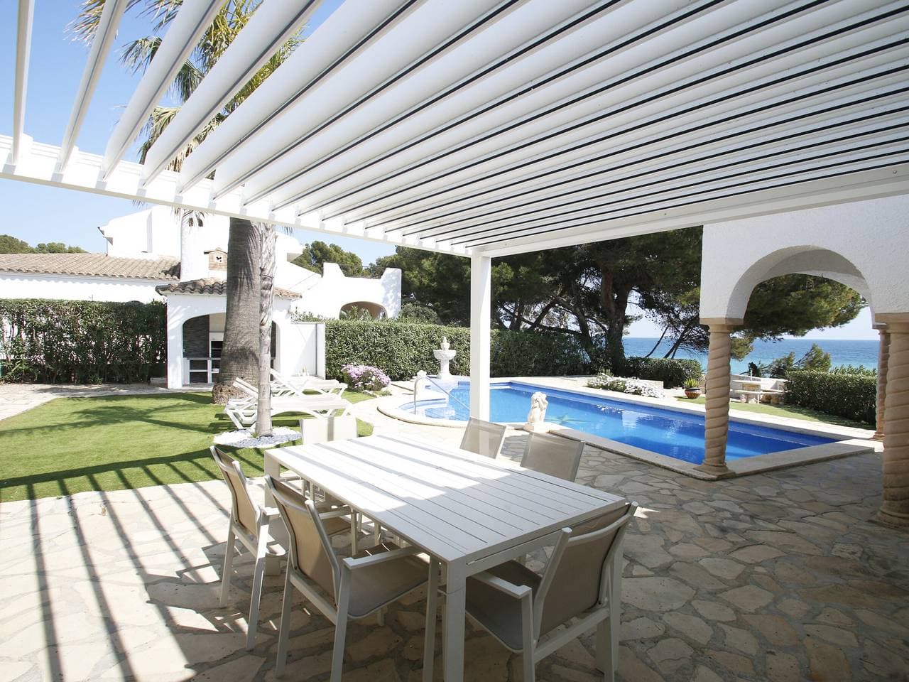 Foto 3 von 30: Villa mit privatem Pool, Klima, Meerblick