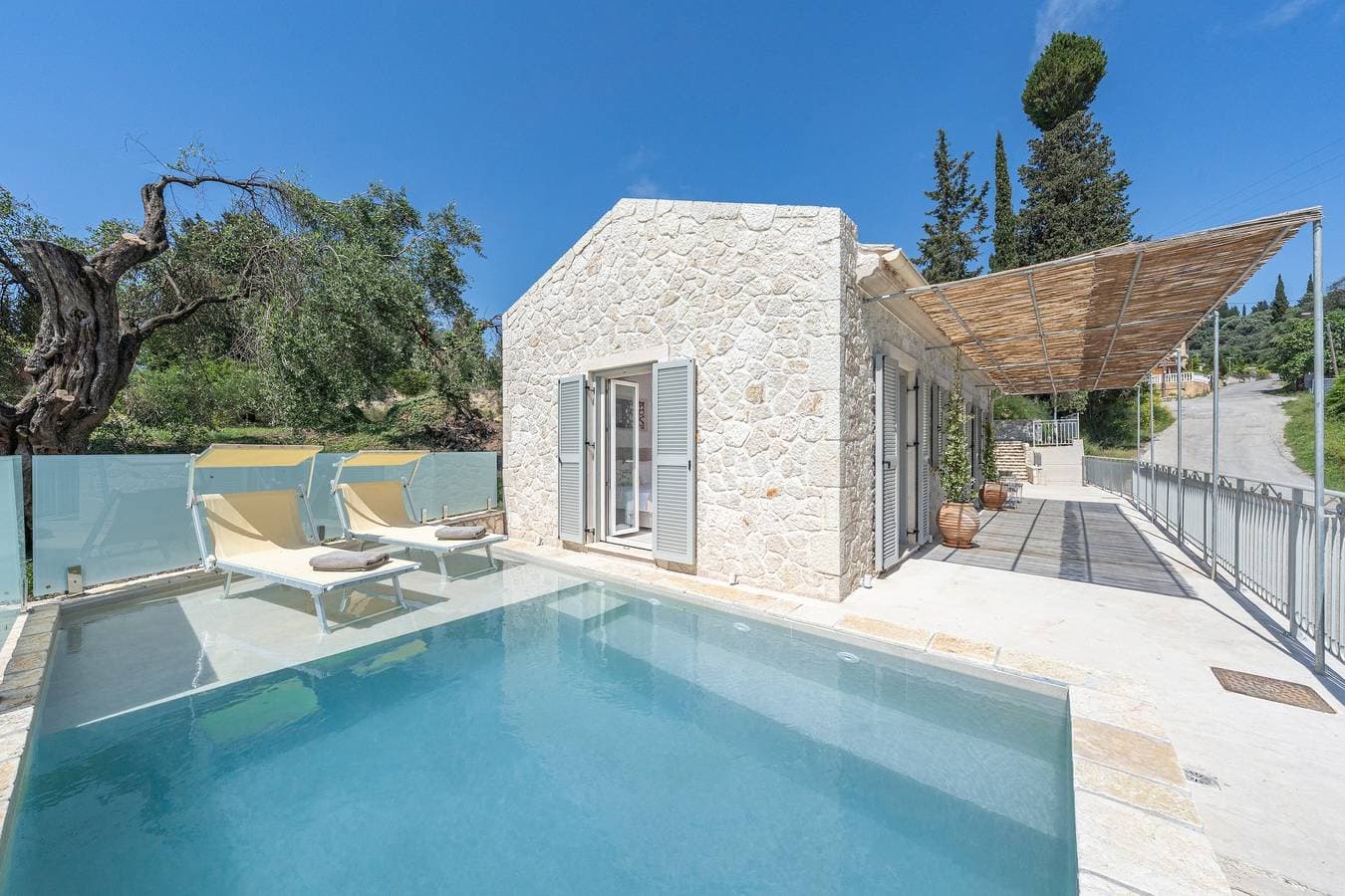 Foto 2 von 25: Villa 'The Olive Yard' mit Bergblick, WLAN und Klimaanlage