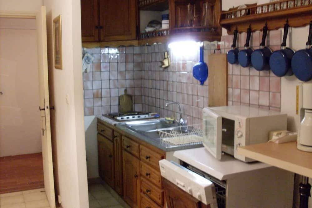 Foto 4 von 6: Garden-level studio with pool facing the Giens peninsula, close to beaches
