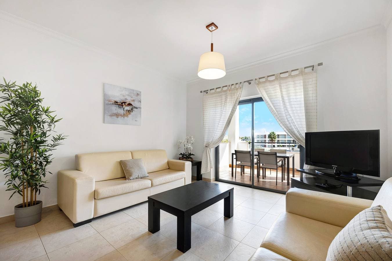 Foto 4 von 32: Apartment 'Chez Hélène et Paulo' mit Gemeinschaftspool, WLAN und Klimaanlage