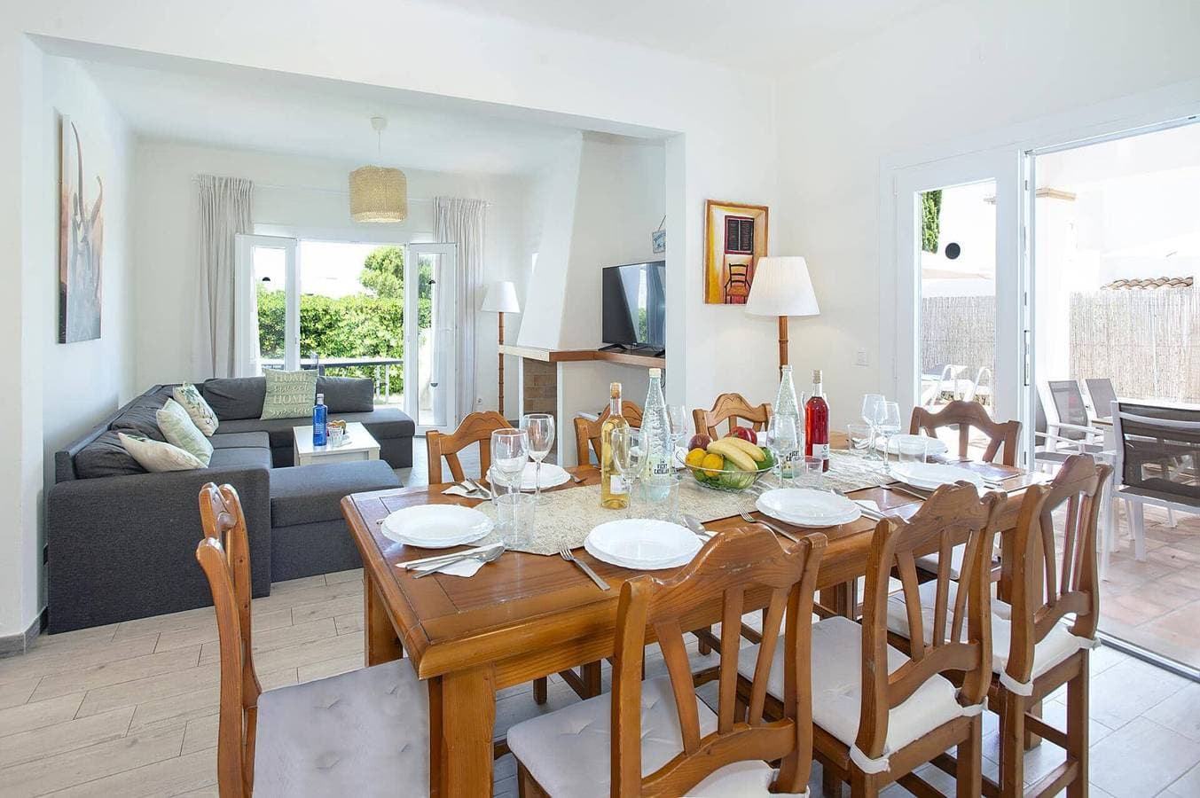 Foto 12 von 33: Villa für 8 Personen mit Garten