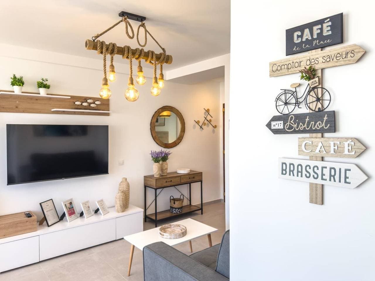 Foto 4 von 25: Moderne Wohnung in Estepona, Bergblick