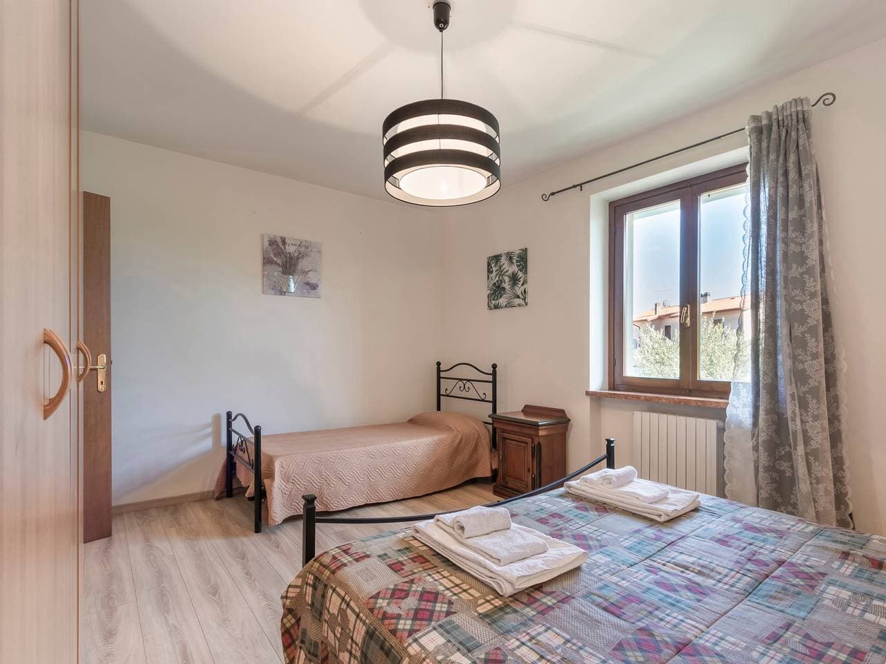 Foto 12 von 26: Ferienwohnung "Bella Cora" mit Garten und privater Dachterrasse