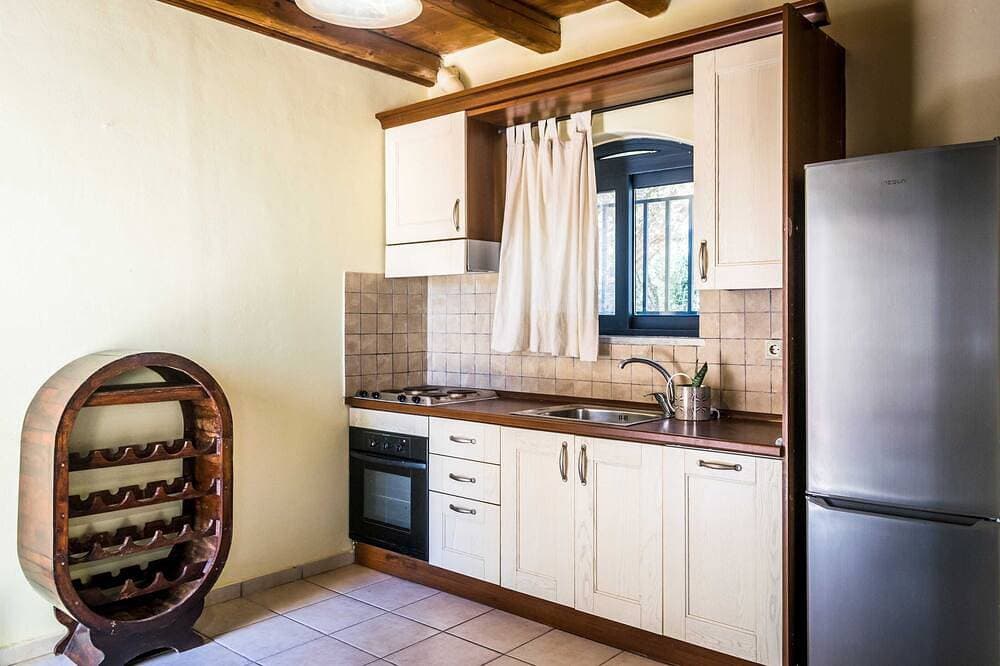 Foto 11 von 12: Niriides Villas | Nisso | Villa 2-bedrooms with private pool