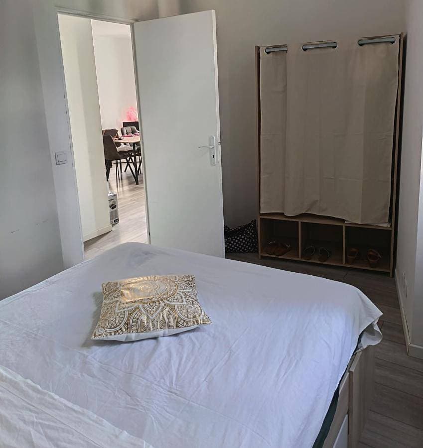 Foto 4 von 8: One-Bedroom Apartment