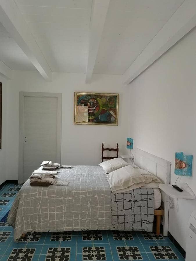 Foto 2 von 4: Double Room with Private Bathroom