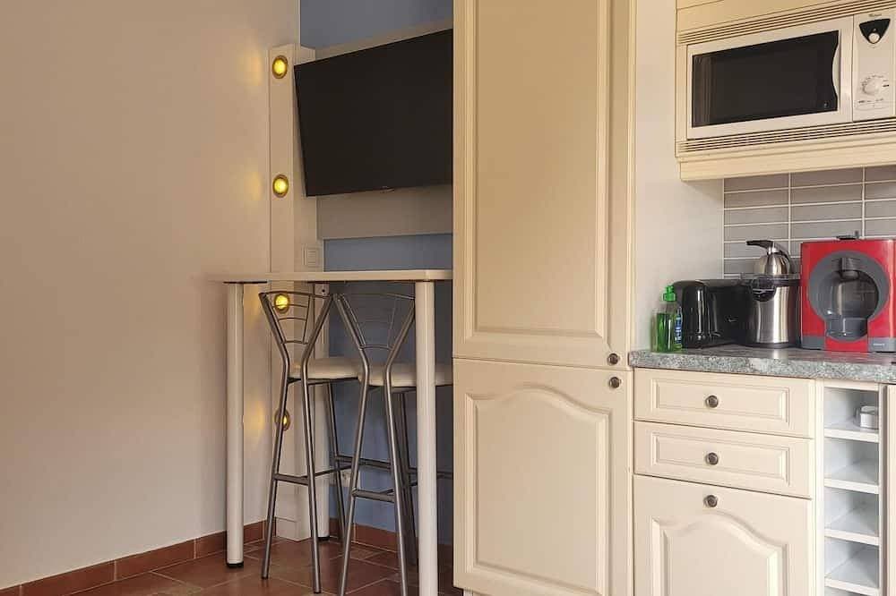 Foto 11 von 21: Villa mit Pool nahe dem Strand, für 4 Personen, komplett ausgestattet