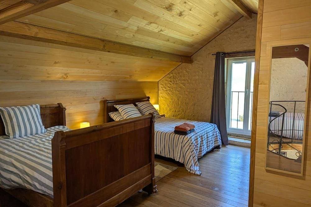 Foto 9 von 30: Abgelegenes Haus mit privatem Pool und Spa, Charente