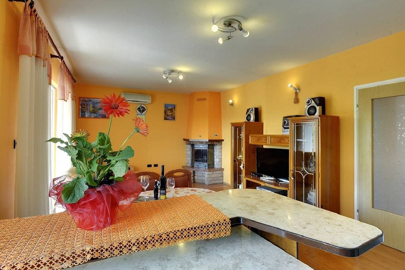 Foto 6 von 29: Sonnige Finca mit Privatpool, Sommerküche, Billard, Spielplatz, Dart, BBQ