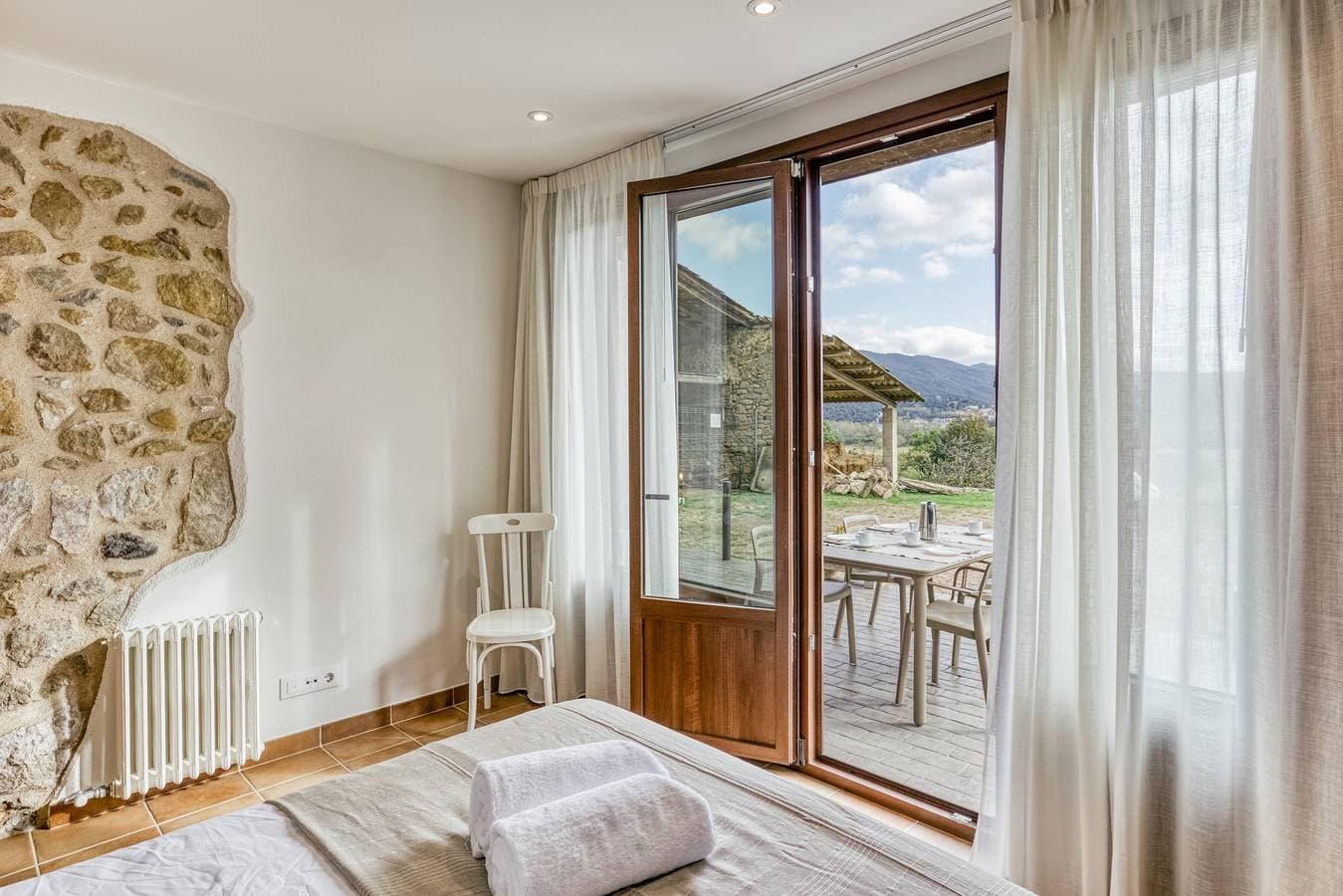 Foto 11 von 31: Ferienwohnung 'La Cabanya De La Rovira - Baix' mit Bergblick, Terrasse und Wi-Fi
