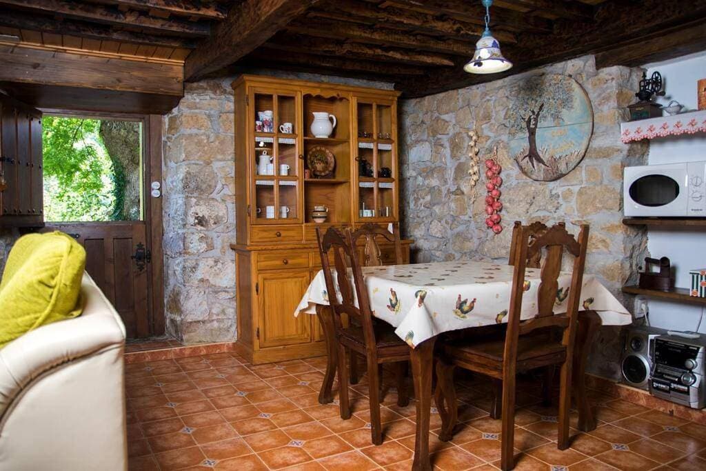 Foto 7 von 15: Three-Bedroom House