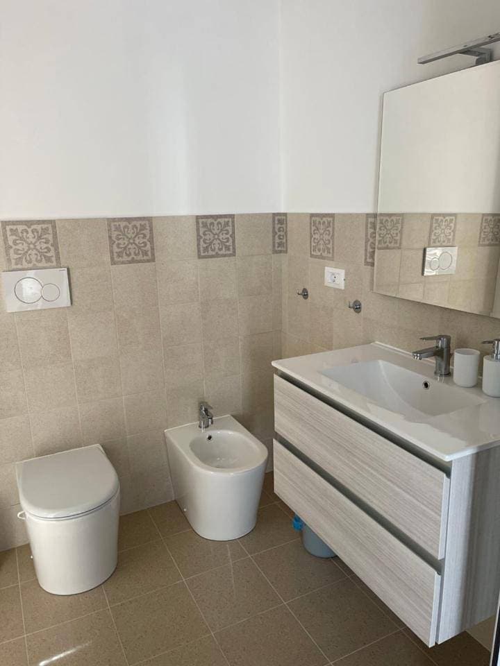 Foto 13 von 23: Double Room with Private Bathroom