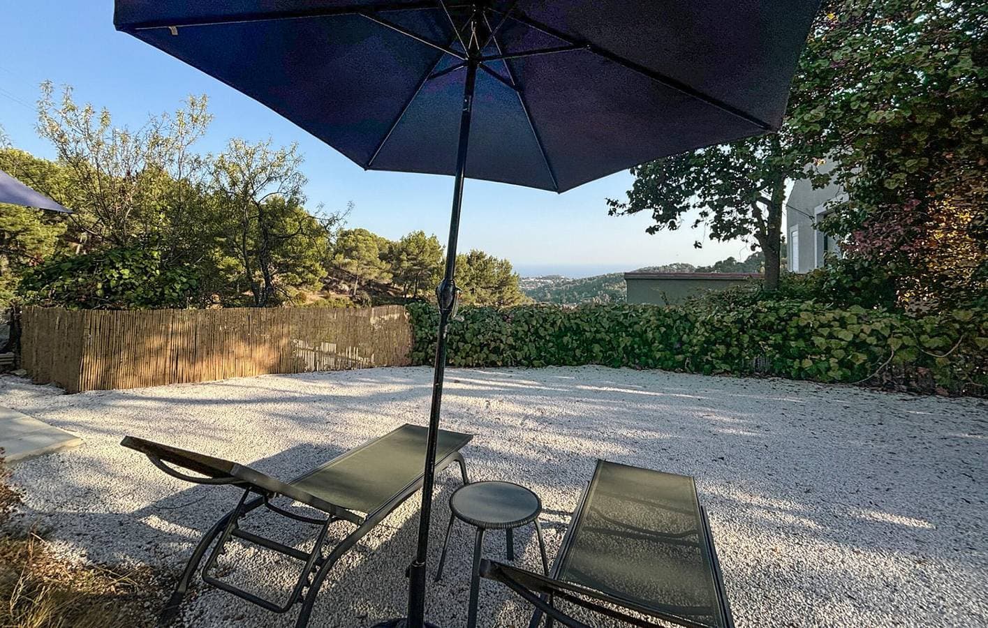 Foto 11 von 18: Apartment mit Meerblick, Wifi, TV, AC und Parkplatz