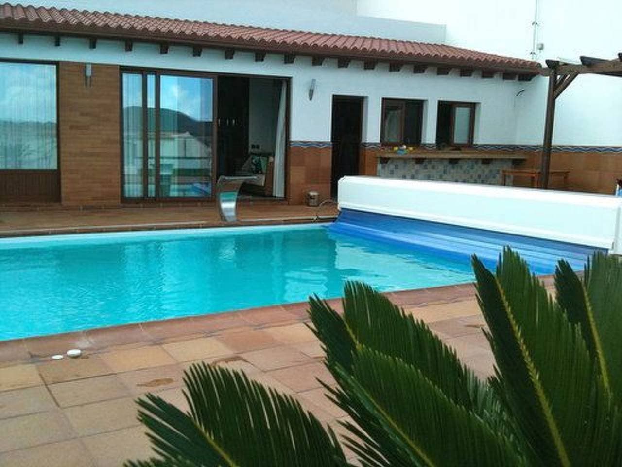 Foto 3 von 55: Villa los palmitos Familiäre Privatvilla mit Pool