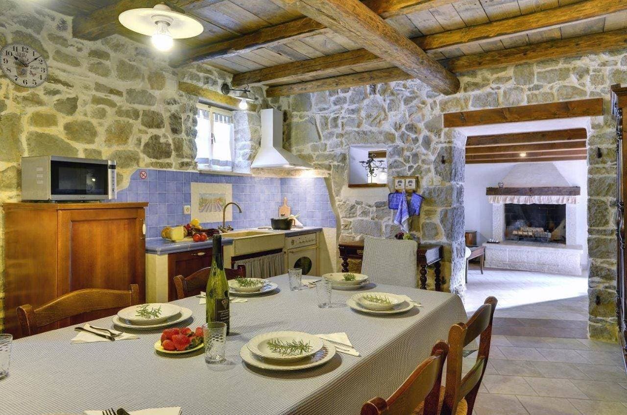 Foto 5 von 32: Three-Bedroom House