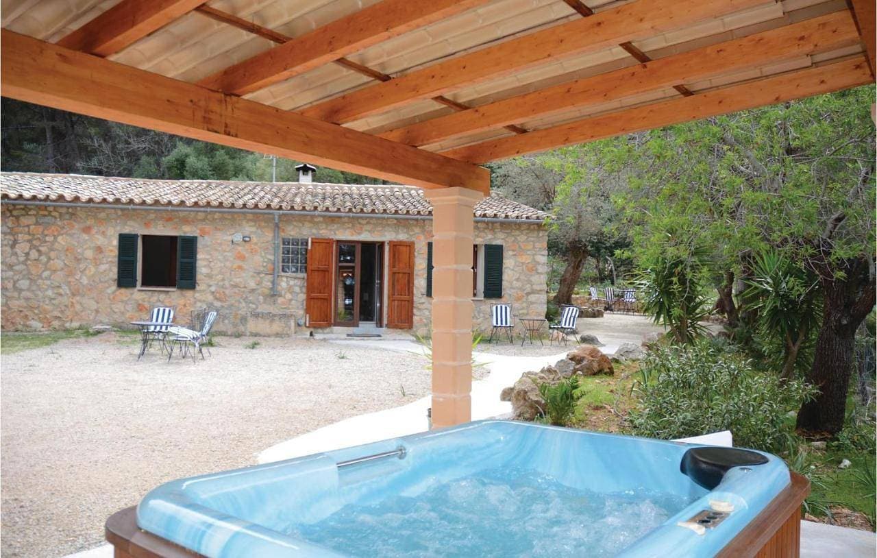 Foto 4 von 26: Three-Bedroom Holiday Home