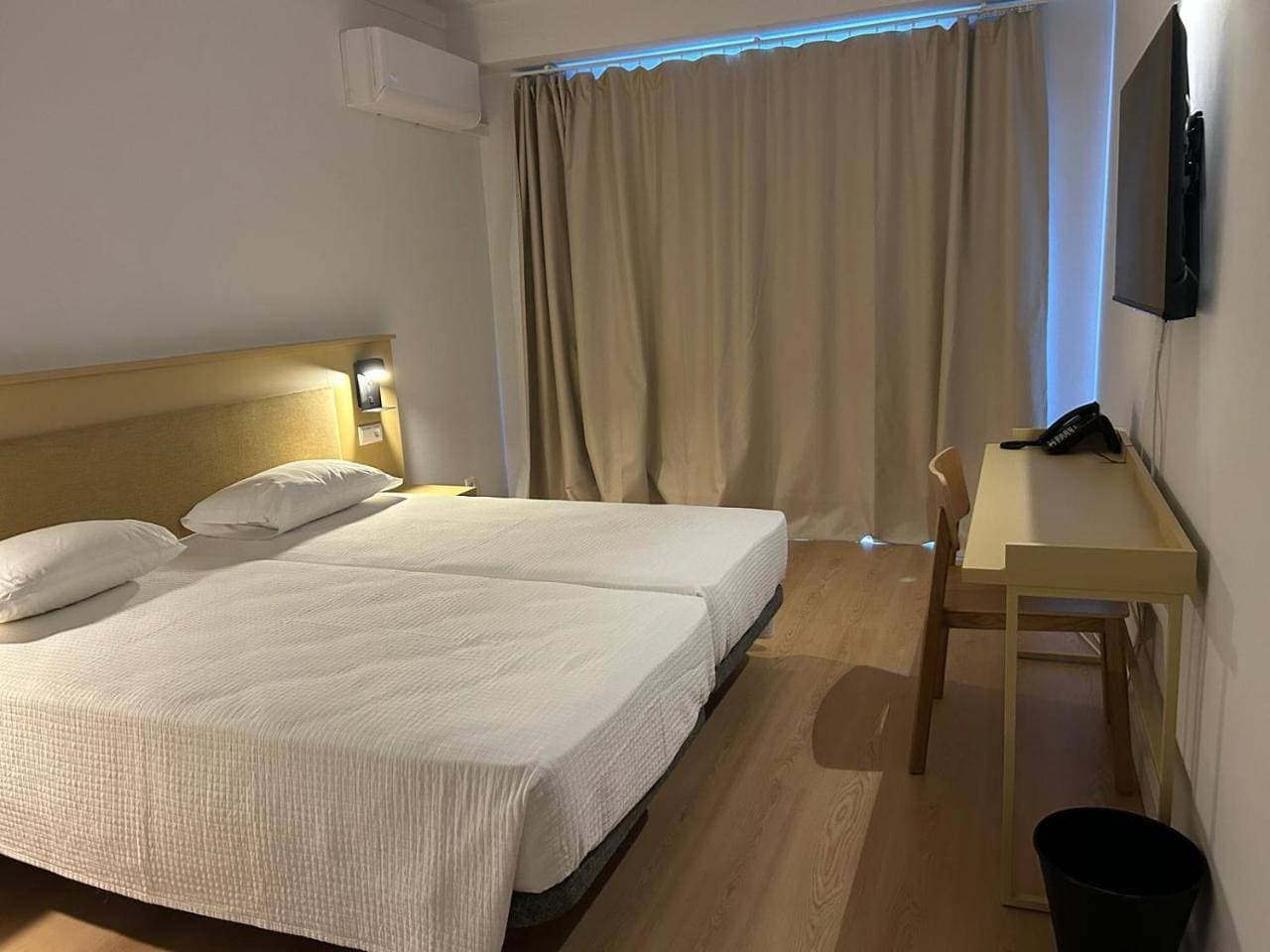 Foto 7 von 7: Standard Double Room