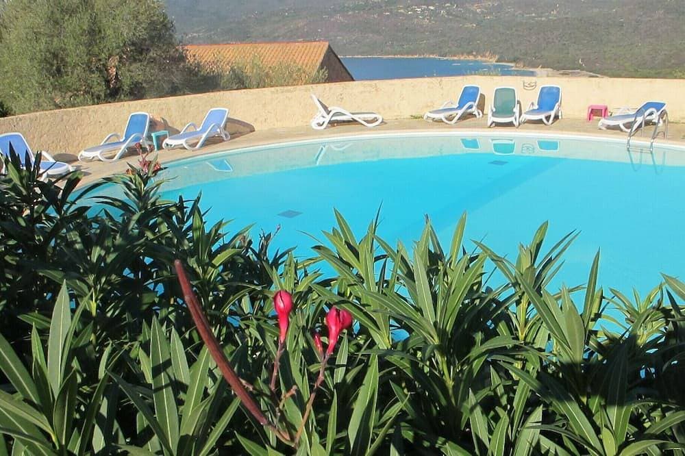 Mini villa with small sea view, heated pool Serra di Ferro 1