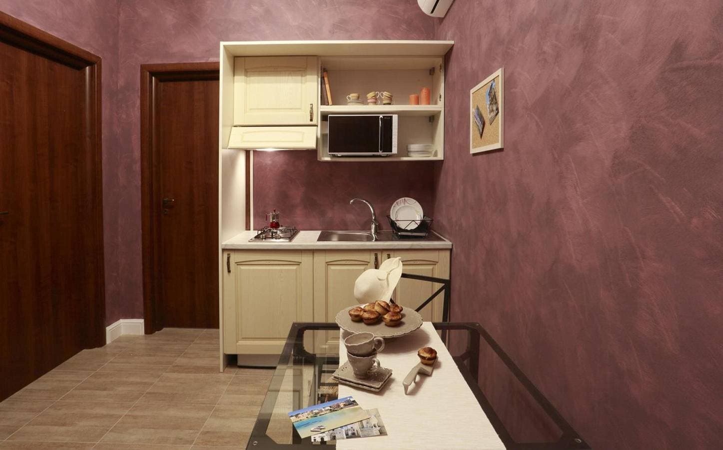 Foto 3 von 14: Apartment 'Hestasja - Shedia Room' mit Balkon, WLAN und Klimaanlage