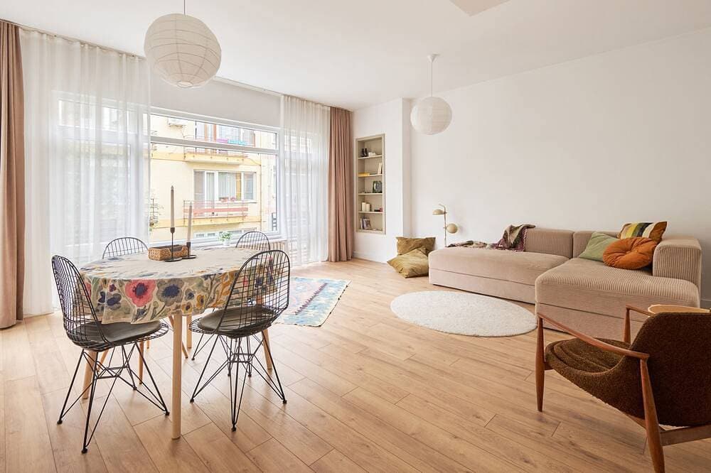 Foto 13 von 30: Bright & Spacious 2 Bedroom Family Apartment in Vibrant Moda