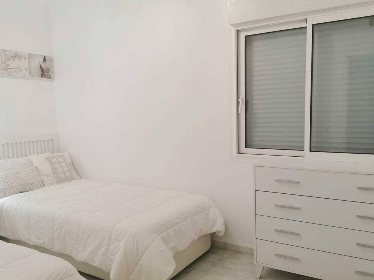 Foto 9 von 25: Luxuswohnung in Estepona mit Terrasse und Parkplatz