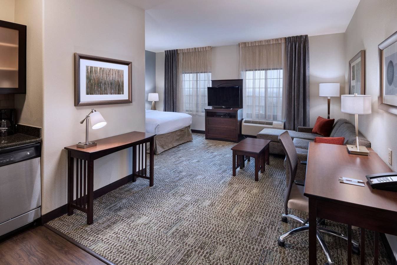 Hotel 1