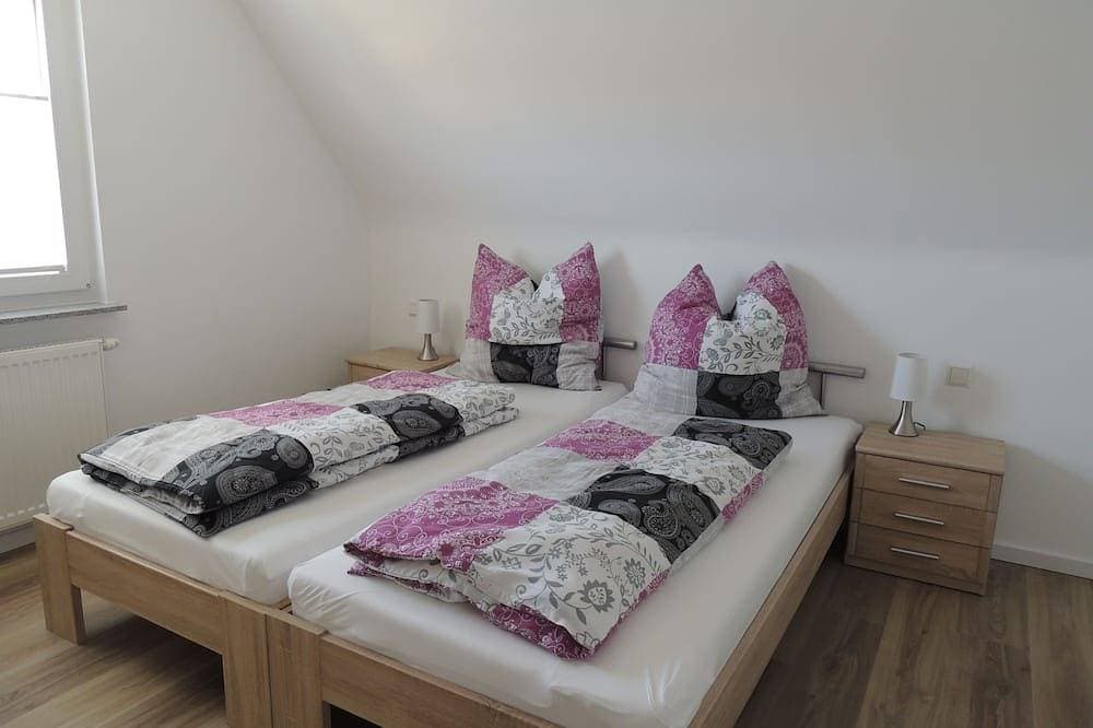 Foto 2 von 12: Moderne Ferienwohnung 1Og