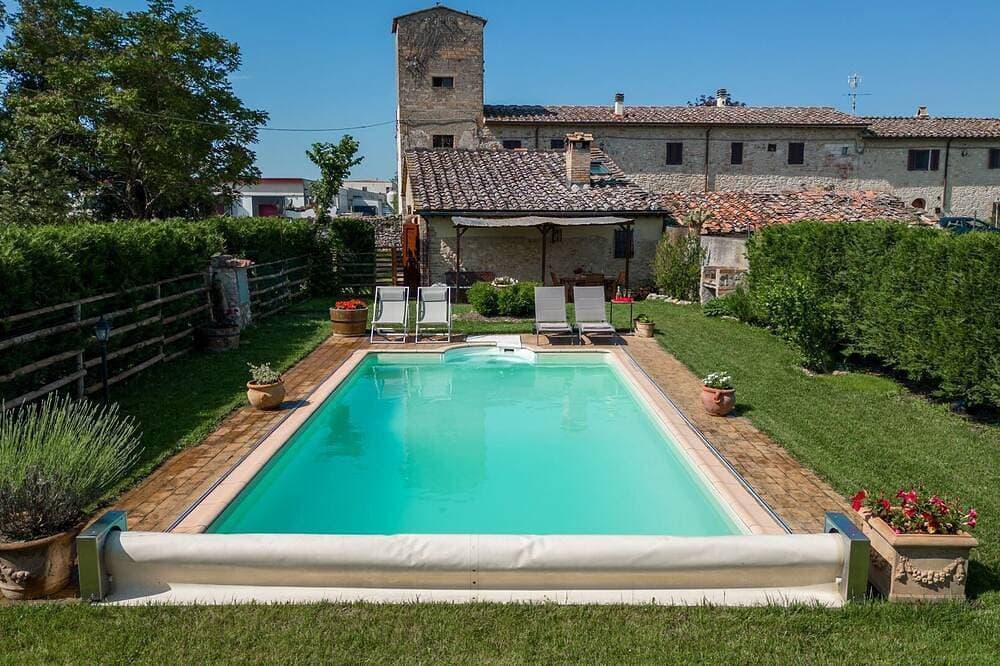 Casina di Teo, Monteriggioni, Siena and Chianti 1