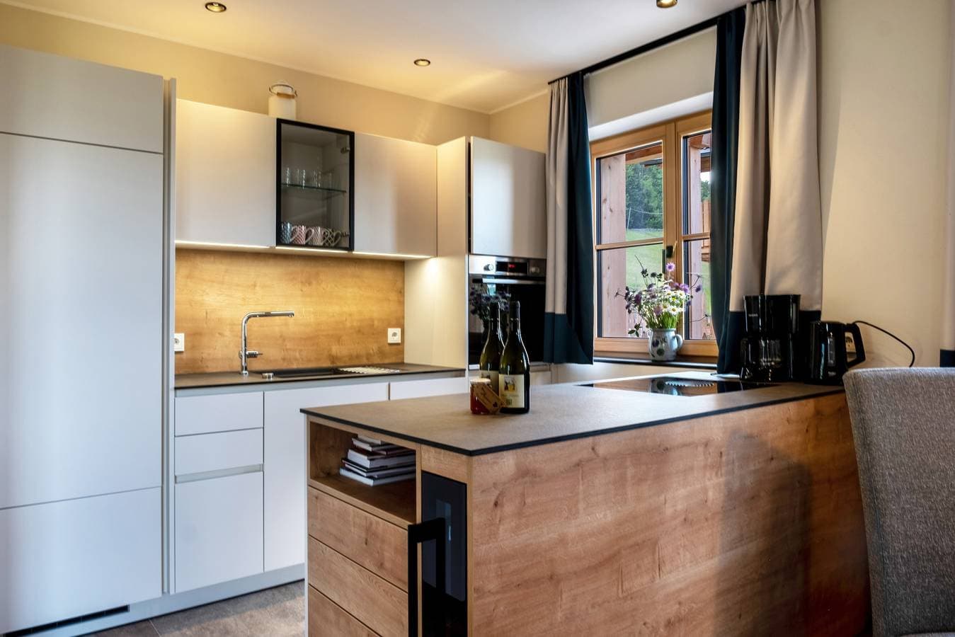Foto 12 von 39: Ferienwohnung "Schlosshof Hoamat" mit Bergblick, Terrassen und WLAN