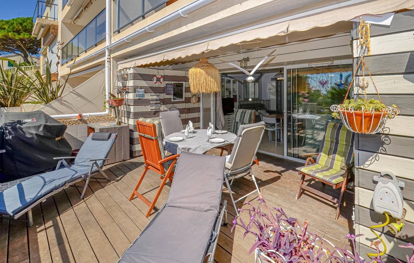 Foto 3 von 28: Apartment mit Meerblick, Wifi, AC, Parkplatz und Terrasse - 800m zum Strand