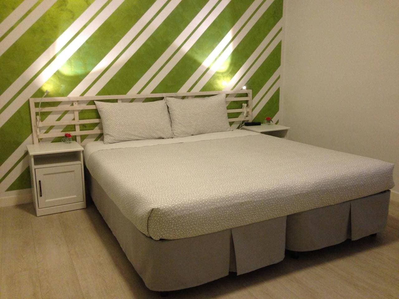 Foto 11 von 15: Basic Triple Room with Shared Bathroom