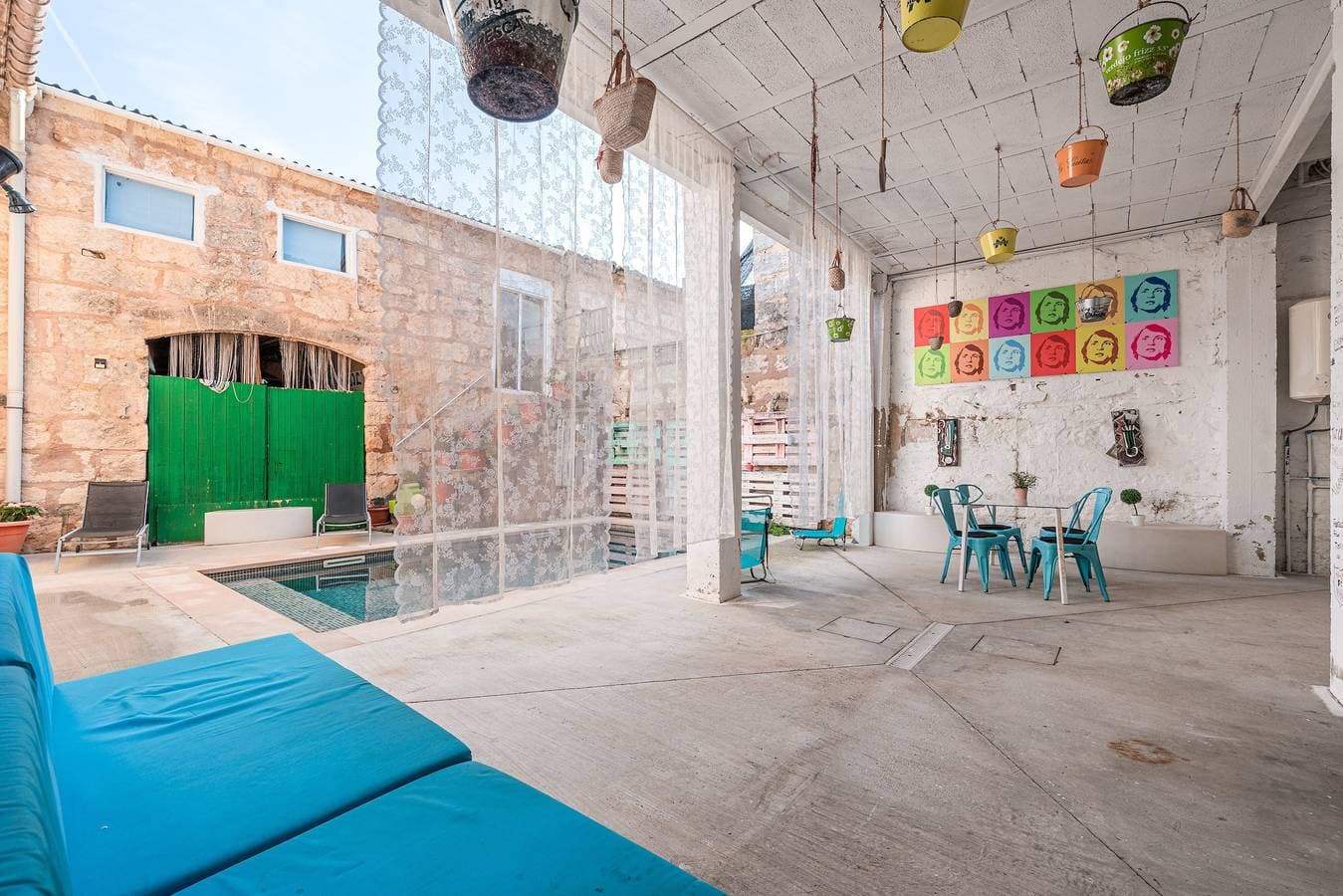 Foto 4 von 20: Ferienhaus „Townhouse Can Miquel“ mit Pool, Garten und WLAN