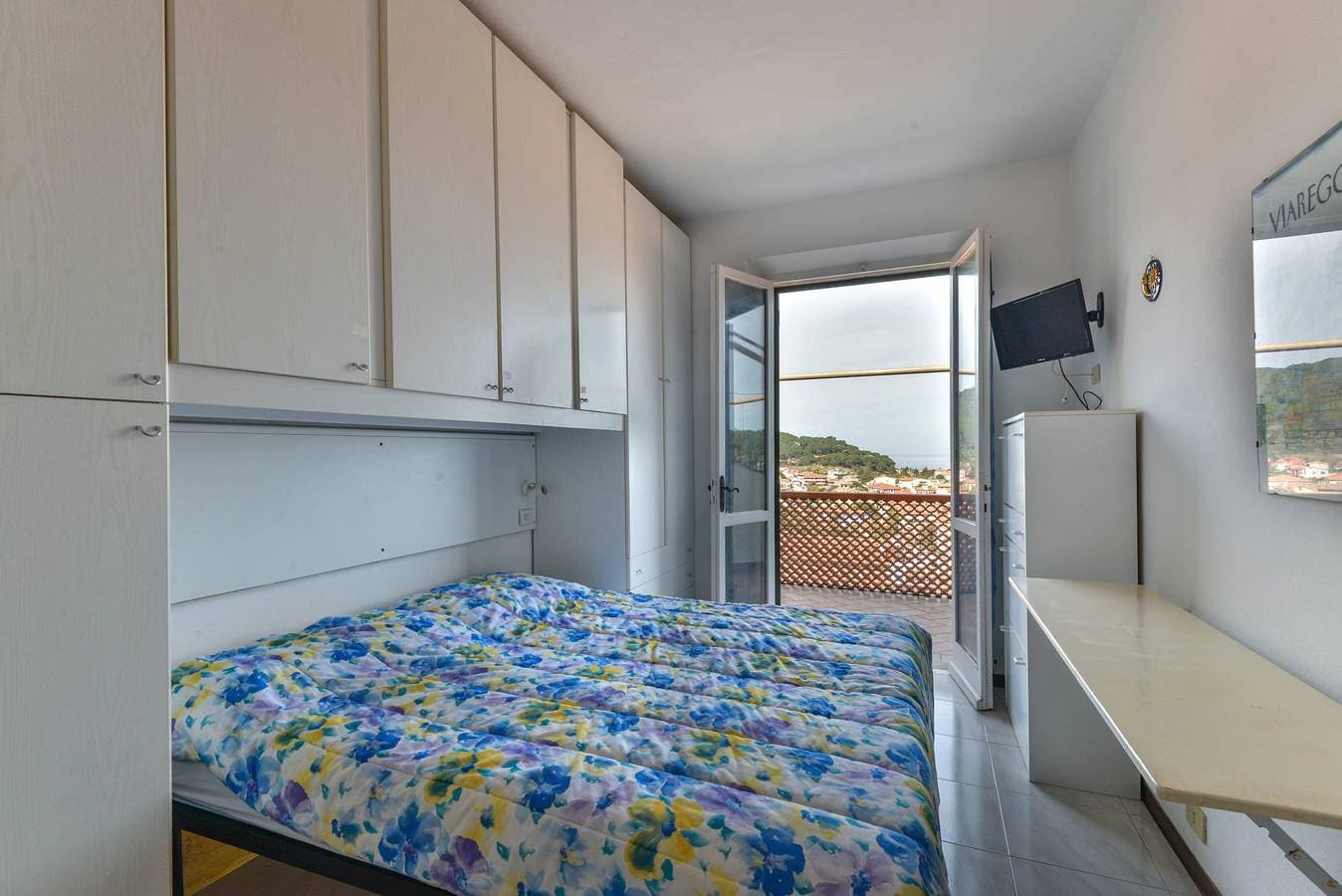 Foto 12 von 23: Ferienhaus 'Appartamento Belvedere' mit Meerblick, privater Terrasse und WLAN