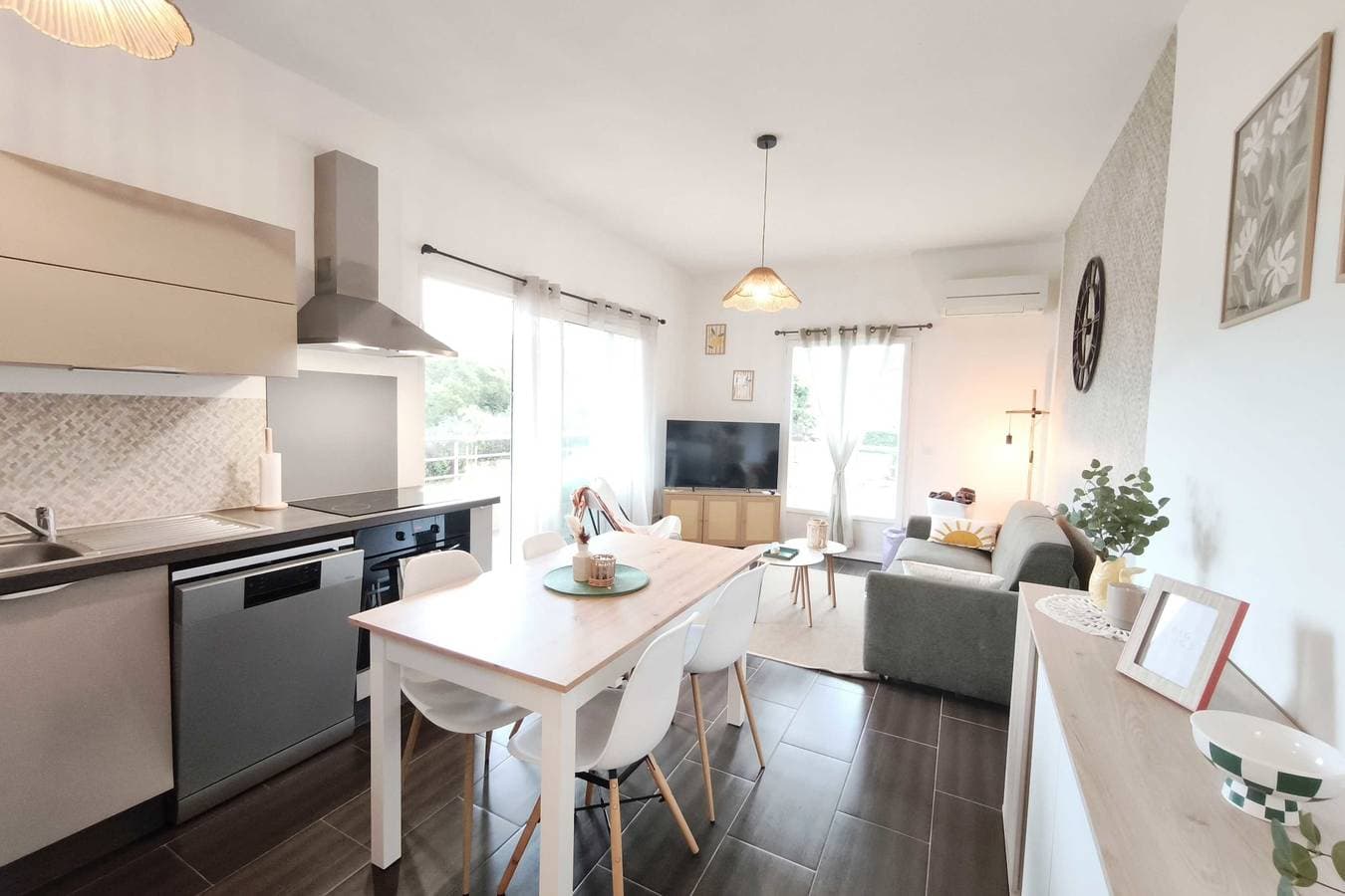 Foto 4 von 13: Ferienwohnung für 4 Personen mit Terrasse