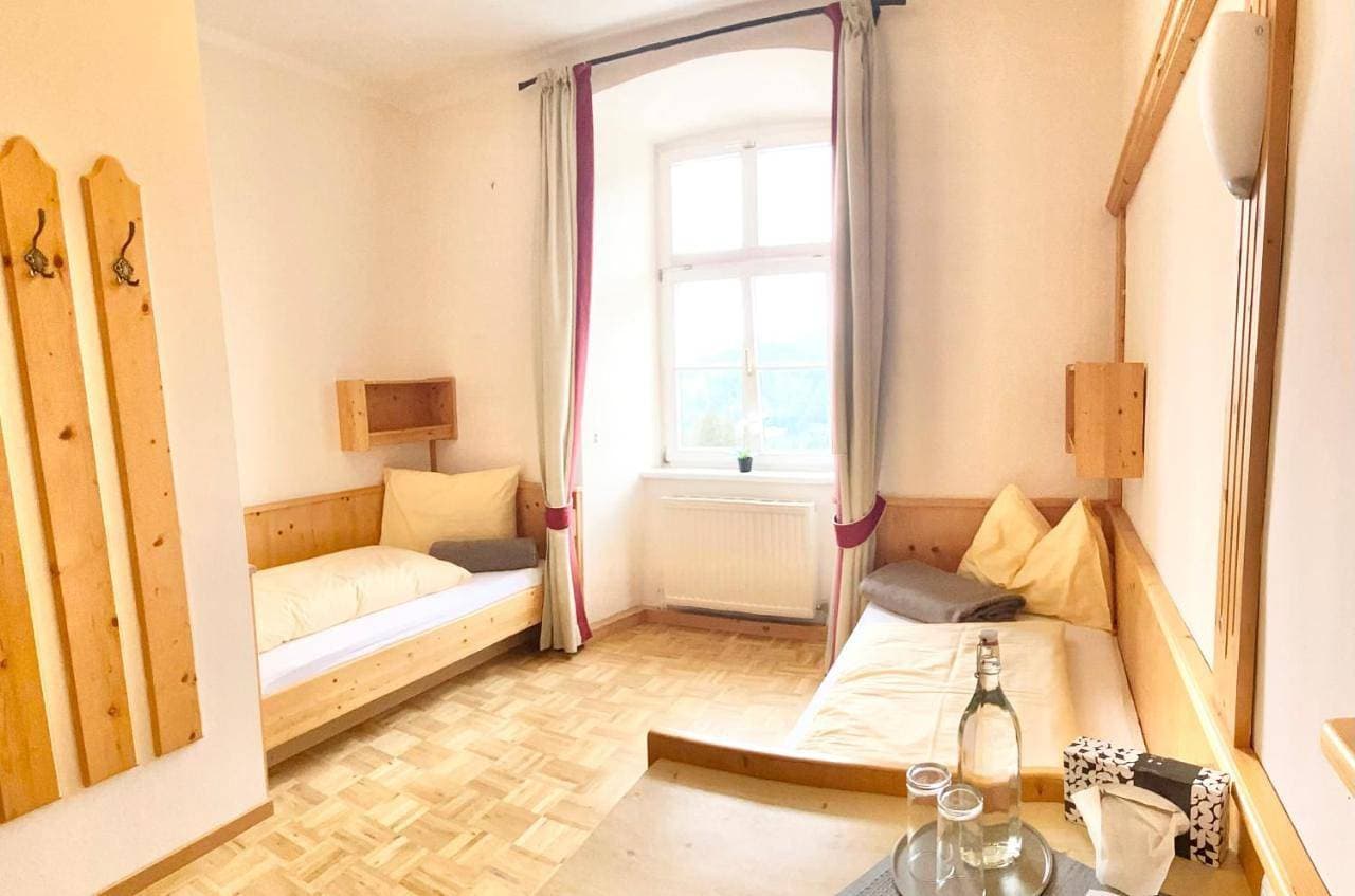 Foto 6 von 9: Twin Room with Mountain View