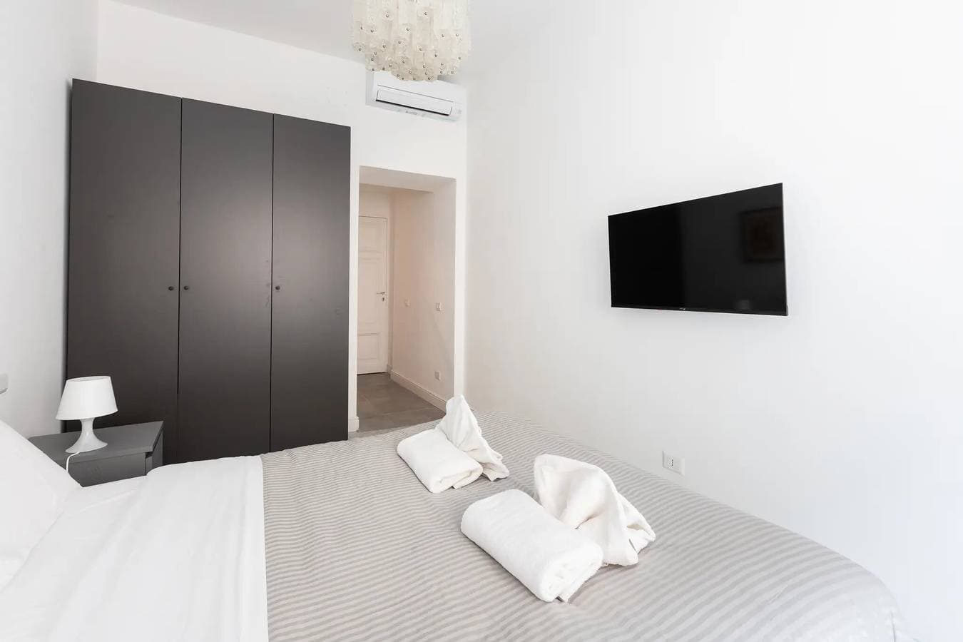 Foto 8 von 16: Zimmer 'Stanza 2' mit WLAN und Klimaanlage