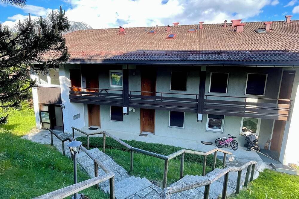 Foto 9 von 21: Panoramablick mit Balkon, große Sauna, Hund erlaubt - Alpenjuwel 2 Oberstdorf