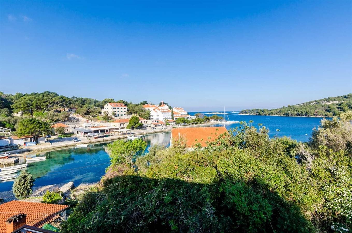 Foto 5 von 20: Juwel von Mljet in Pomena !!