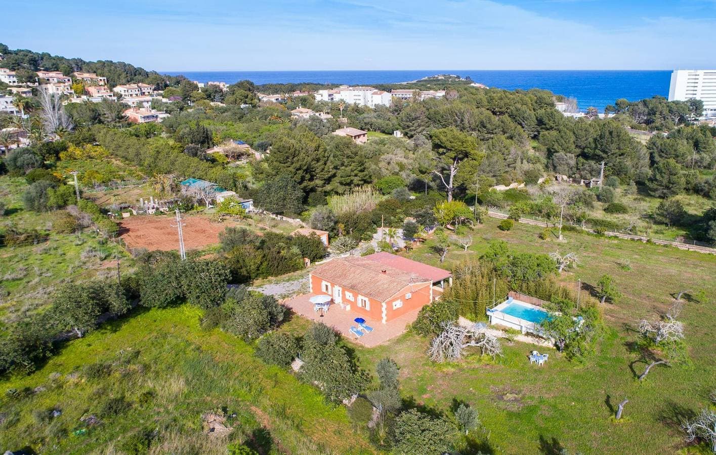 Sonnige Wohnung mit Terrasse & Pool, 800m zur Cala de n'Aladern 1
