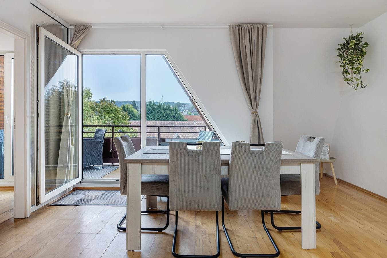Foto 4 von 28: Ferienwohnung 'Berti' mit Balkon und Infrarot-Sauna