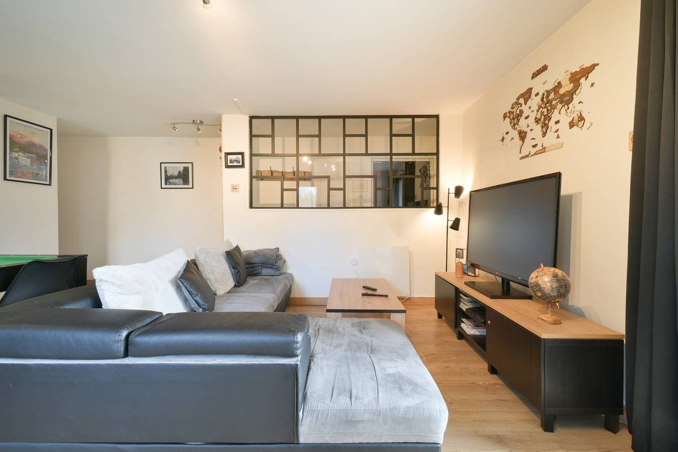 Foto 3 von 24: Appartement „Annecy Garden Spa Billard“ mit privater Terrasse, Garten und WLAN