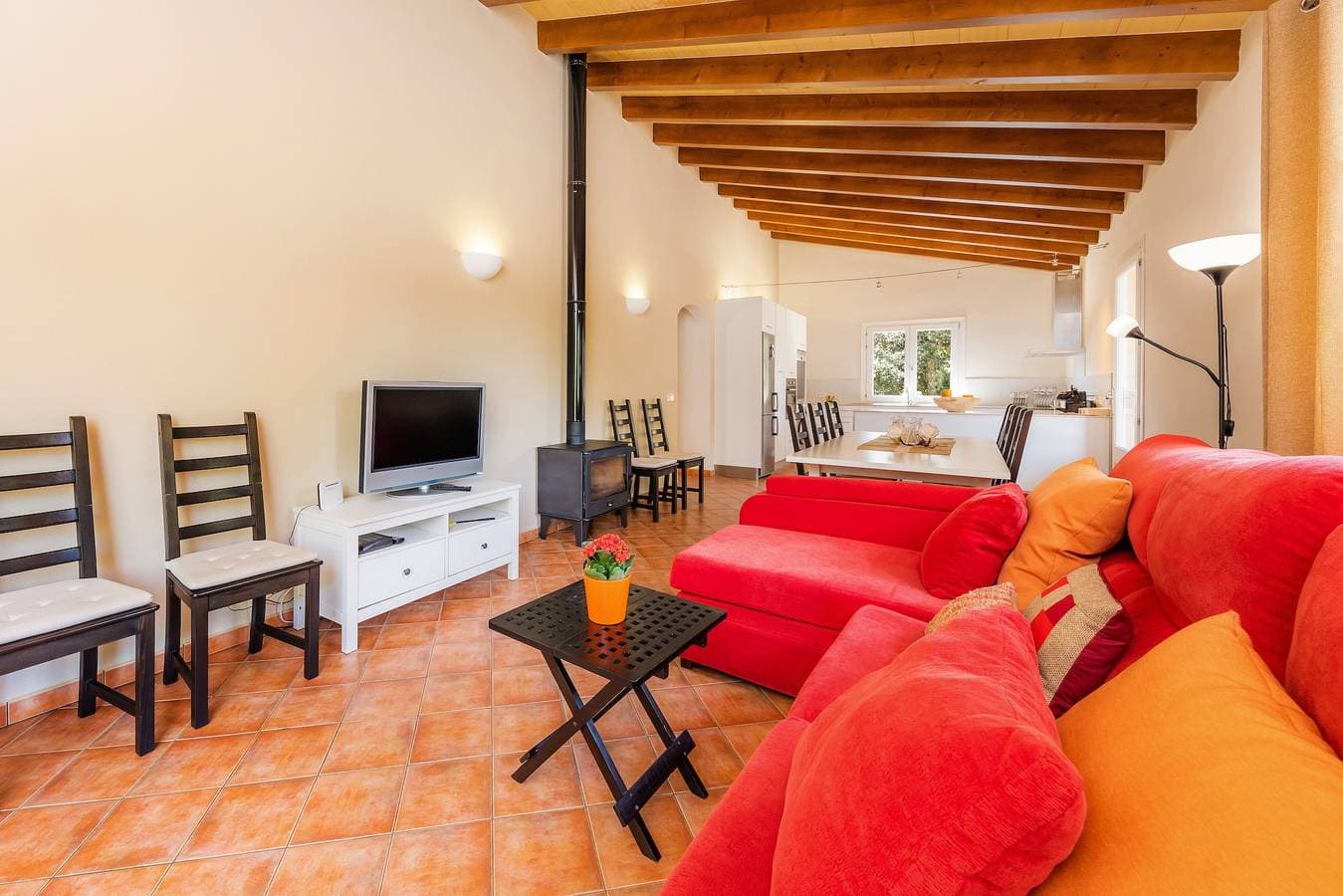 Foto 8 von 26: Finca Na Creu Vella mit Bergblick, Pool, WLAN, Klimaanlage, Terrassen und Garten