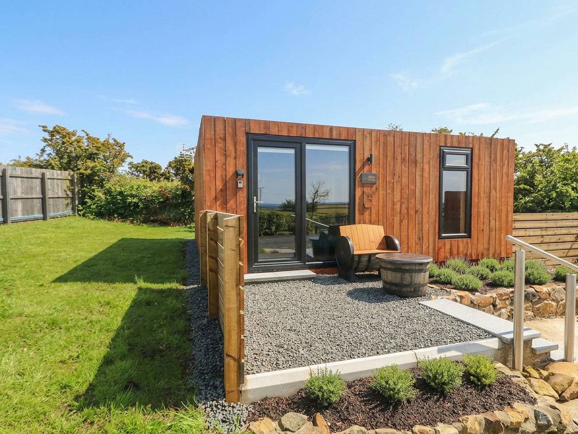 Foto 2 von 16: Lodge für 2 Personen mit Garten