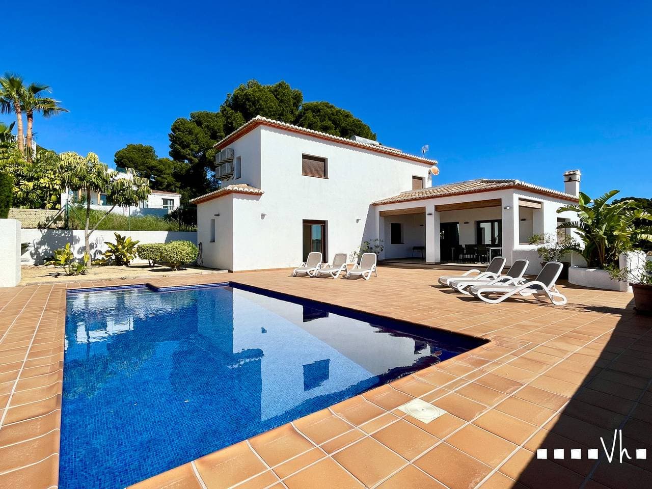 Foto 2 von 36: Modernes Haus mit privatem Pool und Klimaanlage in Benissa